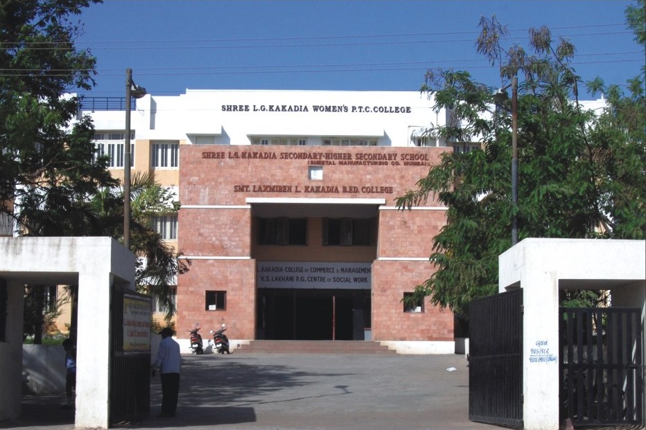 Shree L.G.Kakadia Secondary-Higher Secondary School